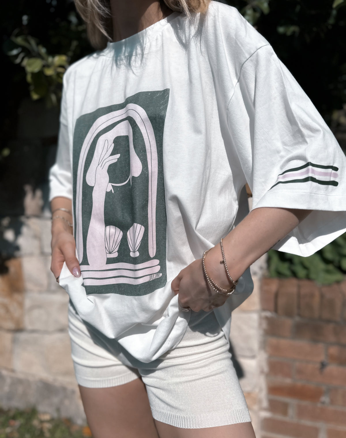 ZURI TEE