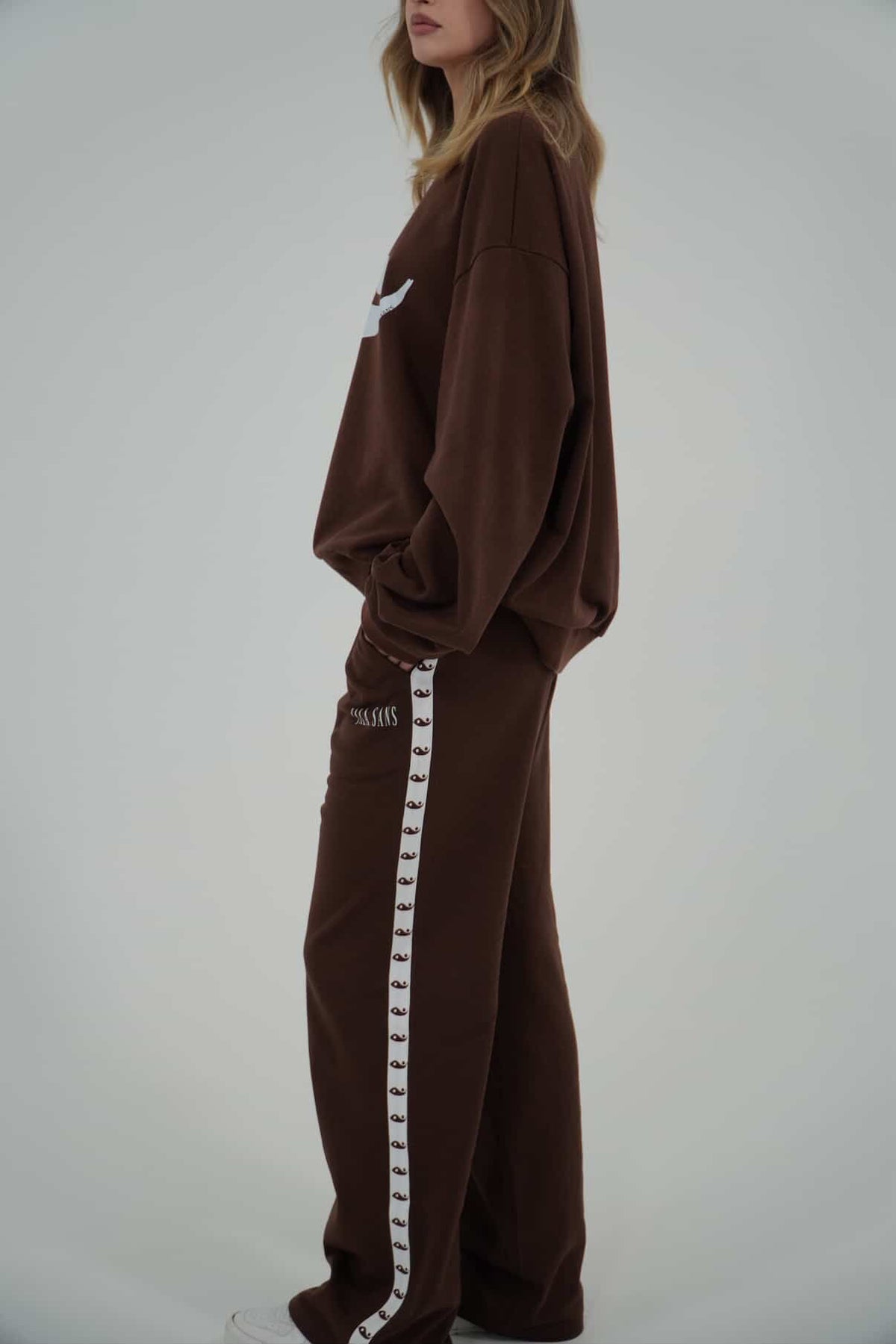 FLOW JUMPER - CHOCOLATE