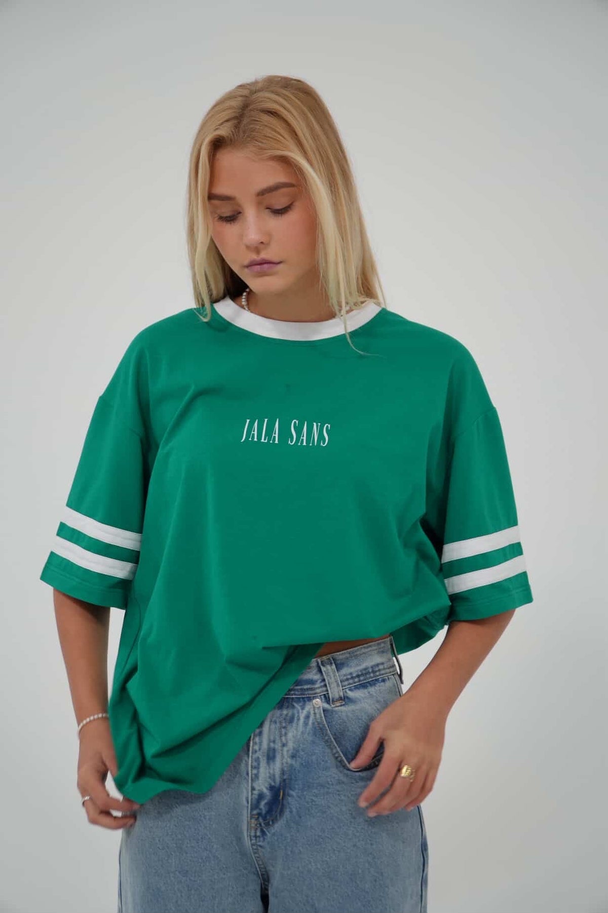 THE EDIT TEE - GREEN & WHITE