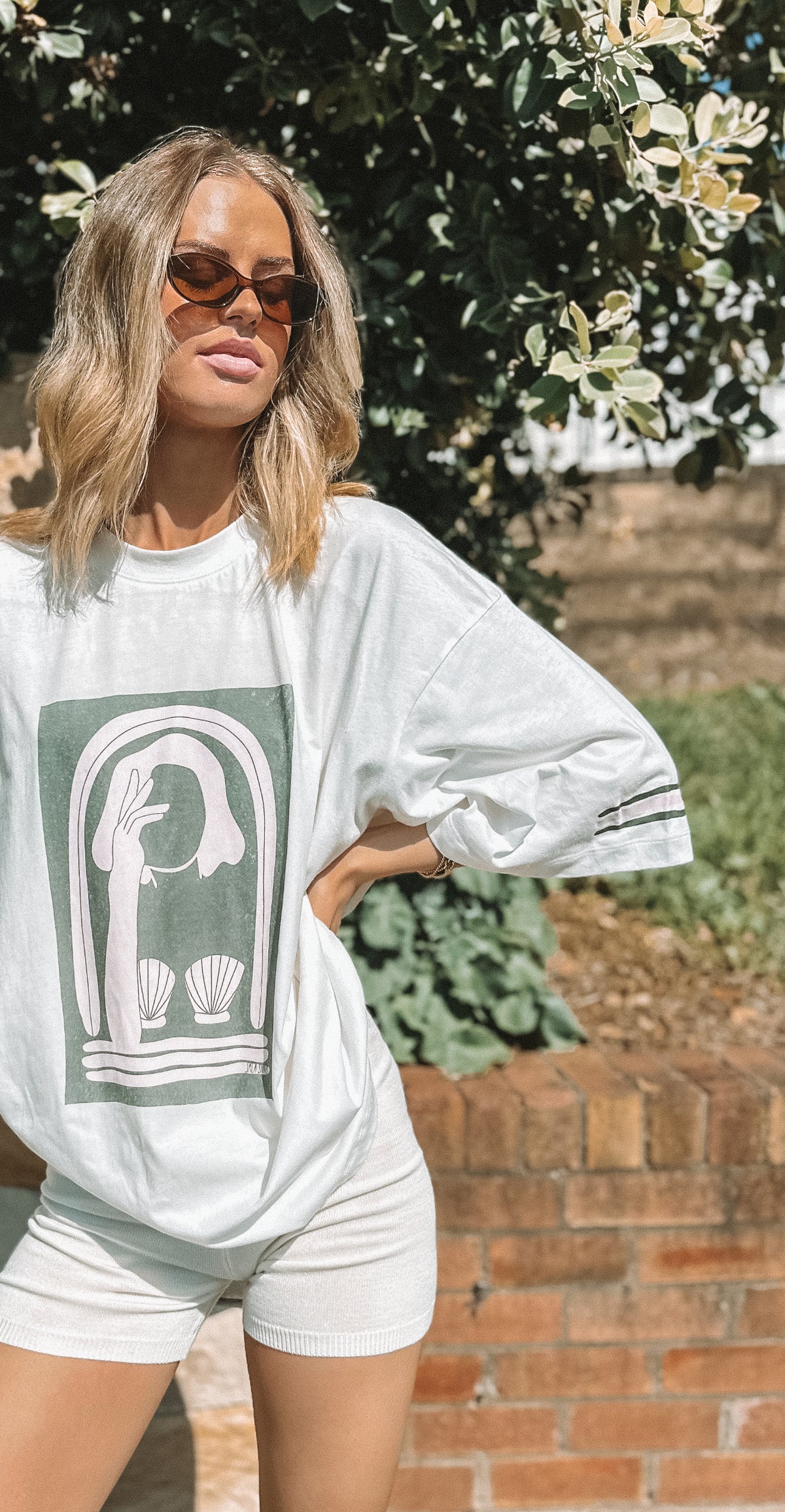 ZURI TEE