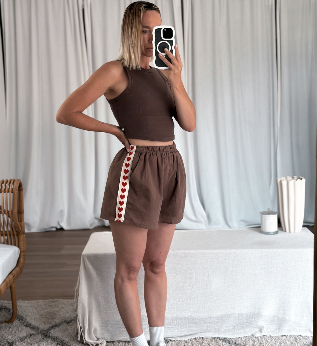 HEART RACER SHORTS - CHOCOLATE