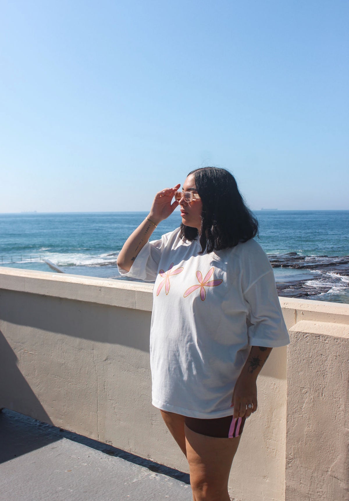 BLOOM TEE