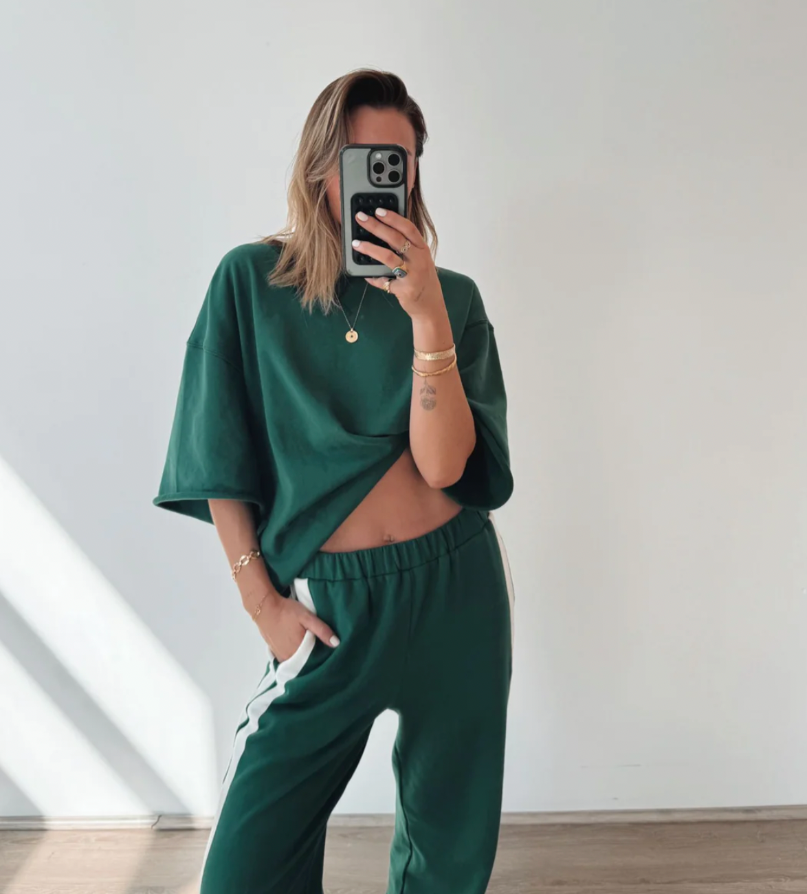 THE MASON TEE / FOREST GREEN