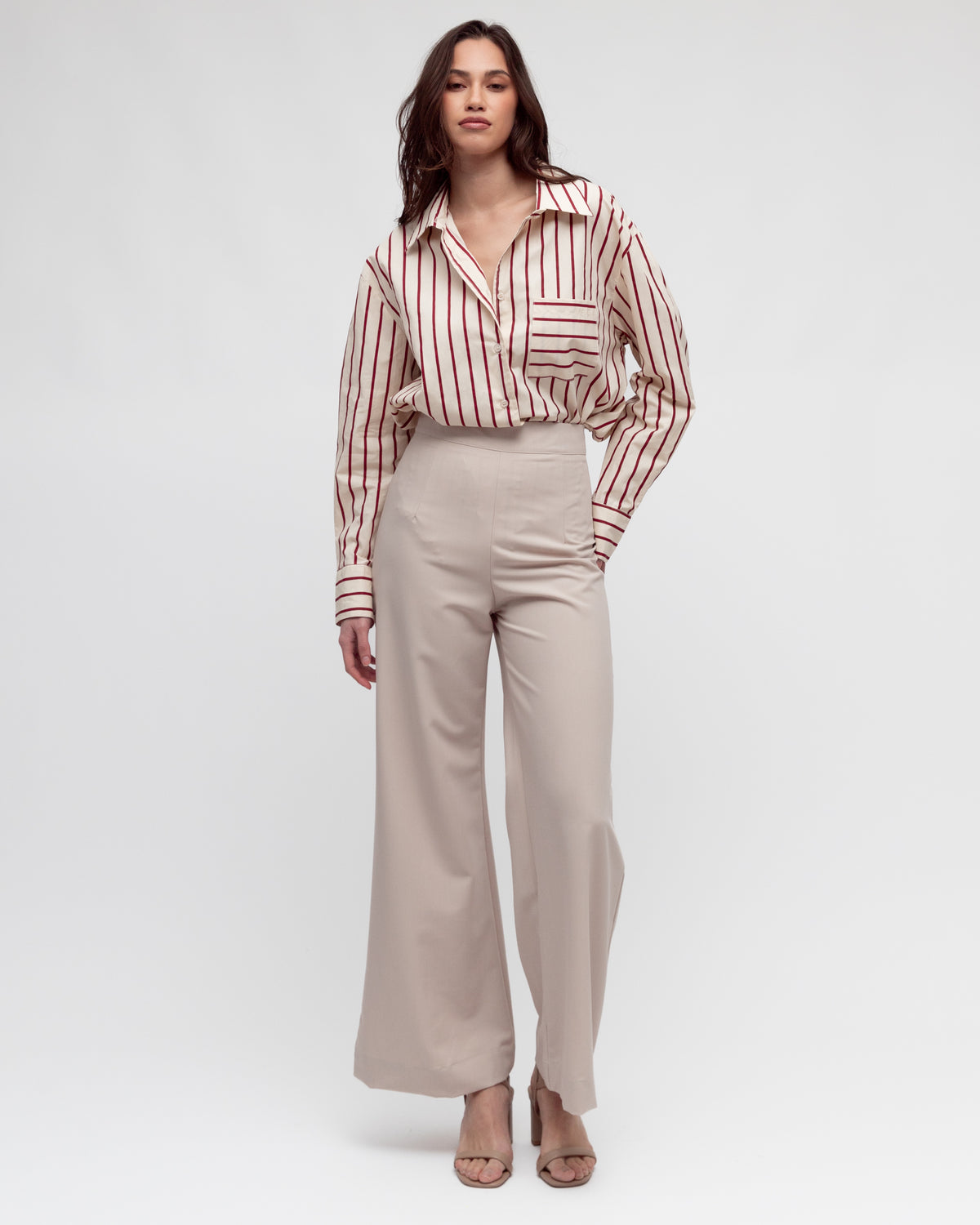 CLAIR BUTTON UP